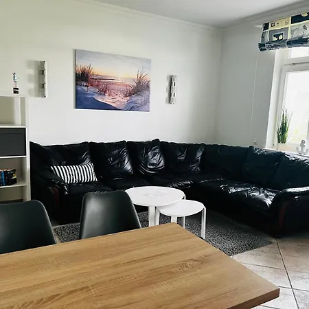게스트하우스 Kapitaenshaus An Der Warnow Mit Sauna 로스토크